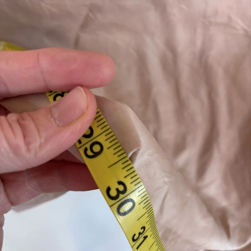 SLIP 100% Silk Pillowcase‎